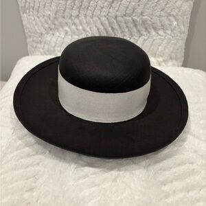 CHANEL Black and White Panama Hat